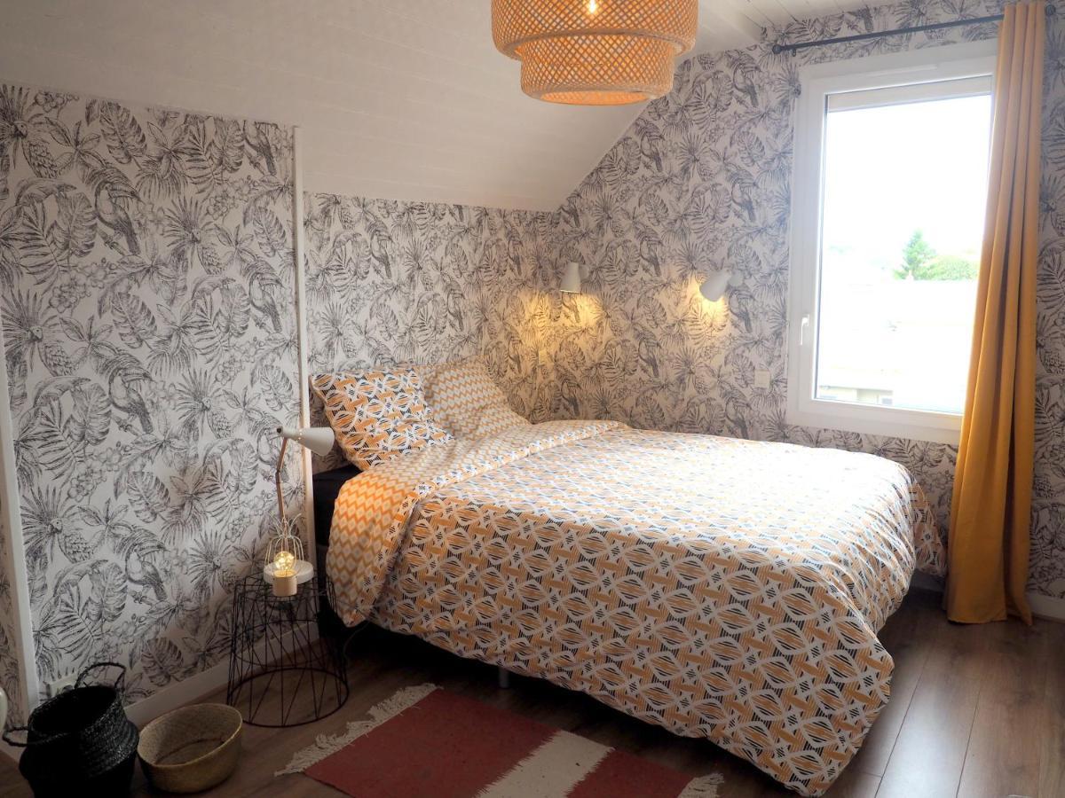 Appart'Hotel Le Rainbow 3 Personnes Brehal Экстерьер фото